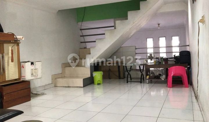 Rumah Pademangan 3 Lantai 49m² Hadap Selatan 2