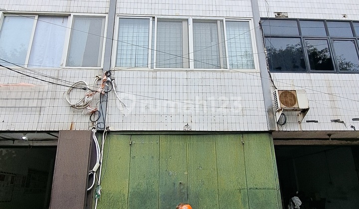 Ruko Jalan Kepu Kemayoran 3 Lantai 4.5x15 Hadap Timur