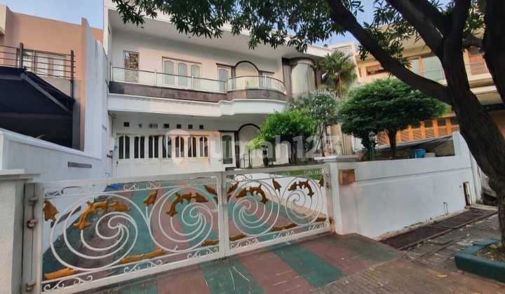 BGV House Tampak Siring 530m² Kelapa Gading West Facing