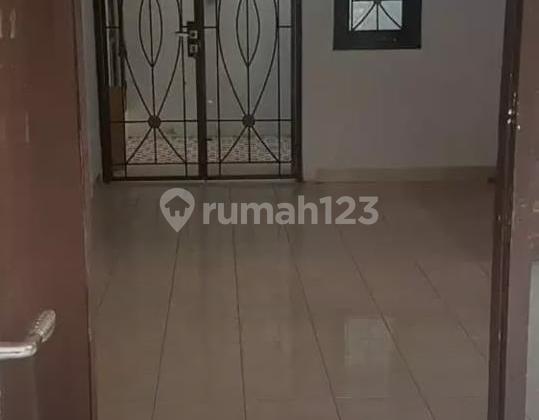 Rumah Siap Huni Dalam Cluster Kawasan Graha Raya Bintaro Rumah Siap Huni Dalam Cluster Kawasan Graha Raya Bintaro