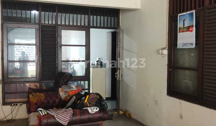 Dijual Rumah Siap Huni di dalam Perumahan Bintaaro Sektor 3 Dijual Rumah Siap Huni di dalam Perumahan Bintaaro Sektor 3