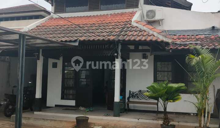 Dijual Rumah Siap Huni di dalam Perumahan Bintaaro Sektor 3 Dijual Rumah Siap Huni di dalam Perumahan Bintaaro Sektor 3
