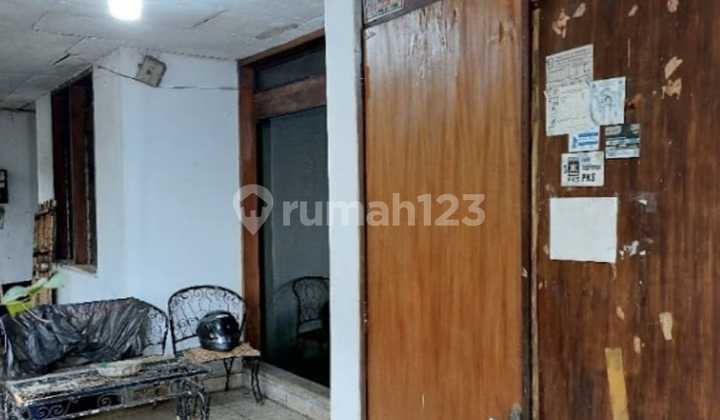 Rumah di Pusat CBD Segitiga Emas Setiabudi Jakarta Selattan