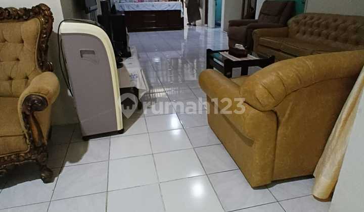 2-Story House in Strategic Location near KRL in Bintaro Sector 2 2