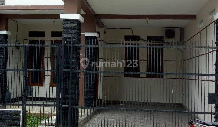 Disewakan Rumah 2 Lantai Dalam Komplek Nuri Bintaro Tangerang Selatan 1