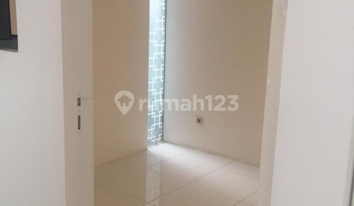 HOUSE FOR RENT Ozone Residence Bintaro, Jakarta Selatan 2
