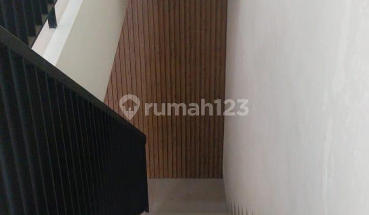 Dijual Rumah Cakep Brand New Harga Murah di  Graha Raya Bintaro 2