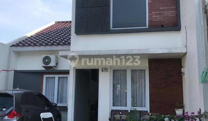 Beautiful Minimalist 2-Storey House in Tanah Baru Area, Depok 2