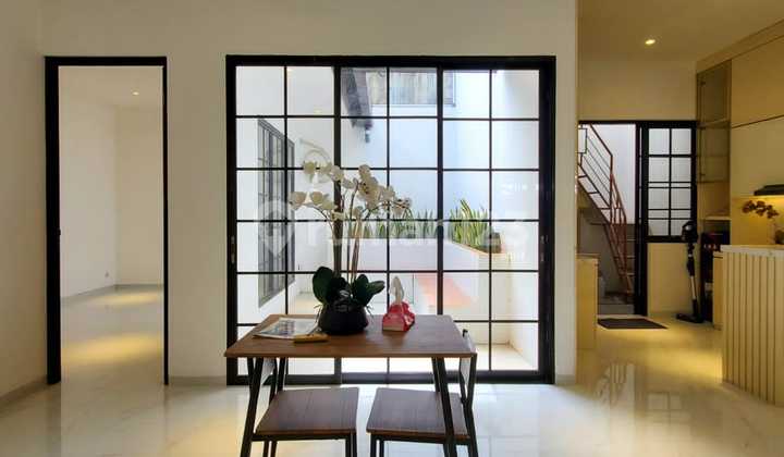 Minimalist Modern House in Elite Cluster Bintaro Jaya Tangsel