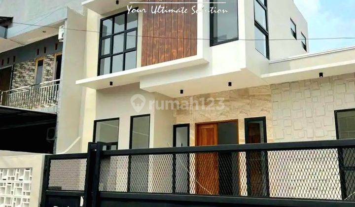 Rumah Cantik BSD Strategis Tangerang Selatan  1