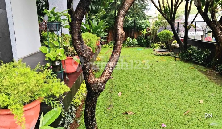 Rumah Kawasan Elite Pondok Indah Jakarta Selatan Rumah Kawasan Elite Pondok Indah Jakarta Selatan