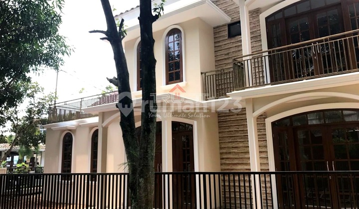 Rumah Hook Bintaro Sektor Dekat Tol Stasiun Nempel Jakarta