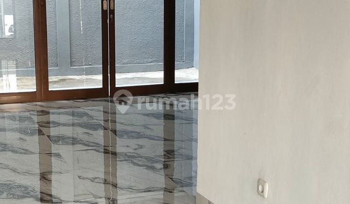 Rumah Minimalis Modern Di Cluster Elite Discovery Bintaro Jaya