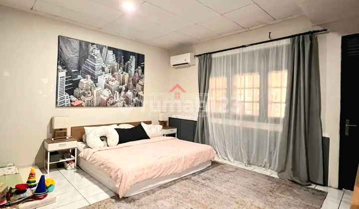 Rumah Strategis Dekat Kampus Universitas Toll Mall Jakarta Barat 2