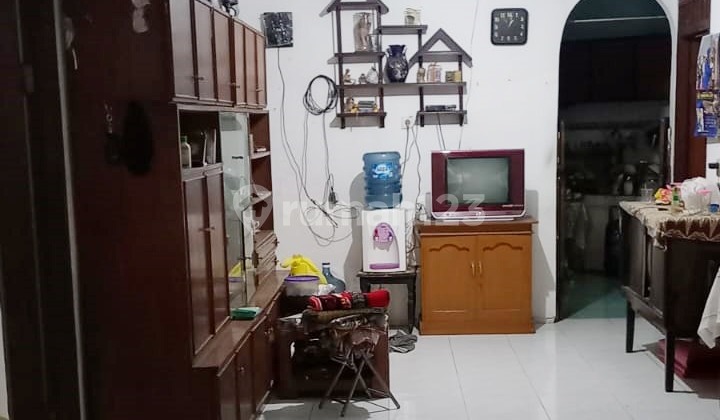 Affordable Land-Priced House in Kebayoran Baru, South Jakarta