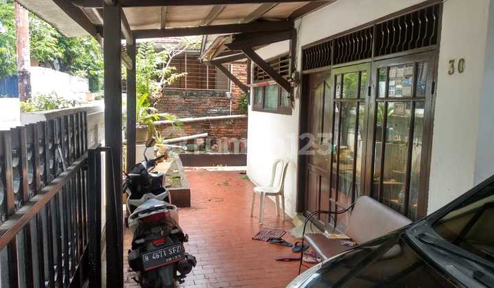 House in Complex 1.5 Floors Near Public Facilities Ready to Occupy in Veteran Bintaro 2