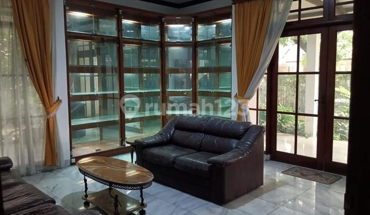 For Rent House on Jl Wijaya near Majestik South Jakarta For Rent House on Jl Wijaya near Majestik South Jakarta