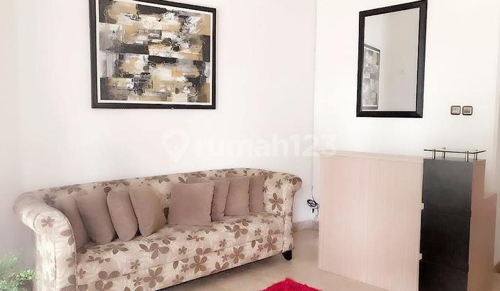 Rumah Luas Ada Swimingpool Nyaman Siap Huni di Ampera 2