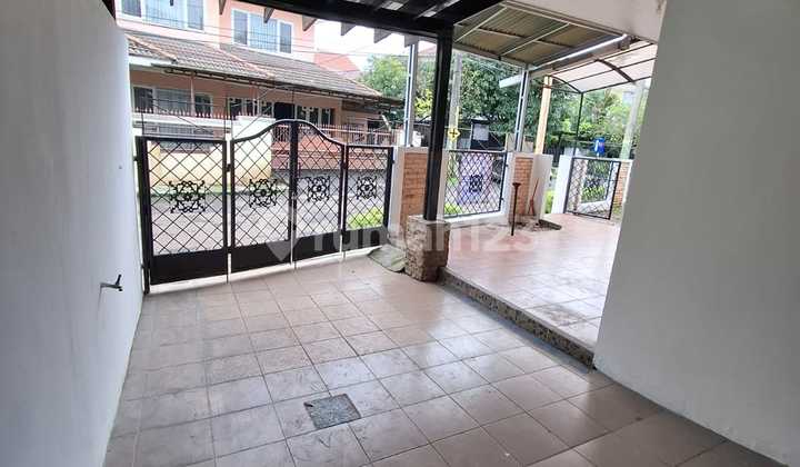 2-Story House Comfortable Cozy Cluster Ready to Occupy in Sector 2 Bintaro 2