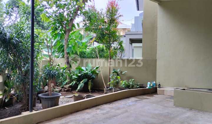 Rumah 2 Lt Bagus Rapi Siap Huni di Sektor 3A - Bintaro 2