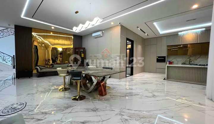 Dijual Rumah Mewah & Megah – Hunian Impian Siap Huni Di Veteran 2
