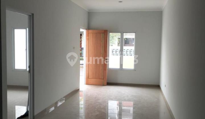 FOR SALE BRAND NEW HOUSE IN GRAHA BINTARO DALAM CLUSTER, ONE GATE SYSTEM, NEAR PARIGI TOLL GATE 2