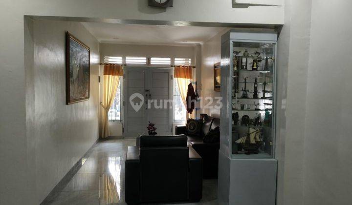  Rumah 3 Lantai Furnished Bagus Perumahan Deplu  di Bintaro 2