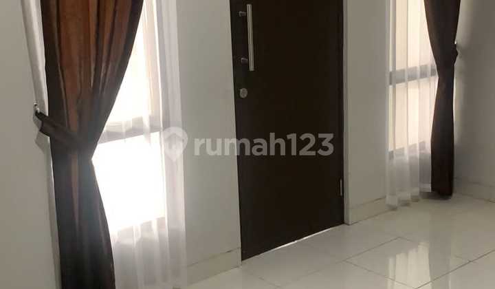 Rumah Bagus Brandnew 2 Lt Siap Huni di Graha Raya Bintaro Rumah Bagus Brandnew 2 Lt Siap Huni di Graha Raya Bintaro
