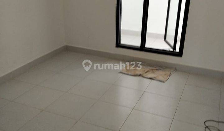  Rumah Bagus Semi Furnished SHM - Sertifikat Hak Milik di Sektor , Sektor 2 - Bintaro 1