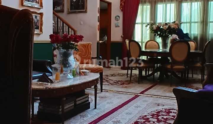 2-Storey House Good Modern Comfortable Single Gate Ready to Live in Sector 7-Bintaro SHM 2