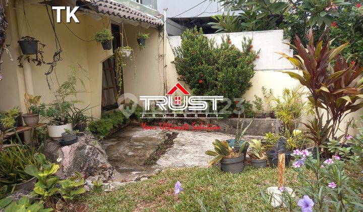 For Sale Cheap, Bintaro Jaya Sector 2 House, 1.5 Floors, Rare Find
