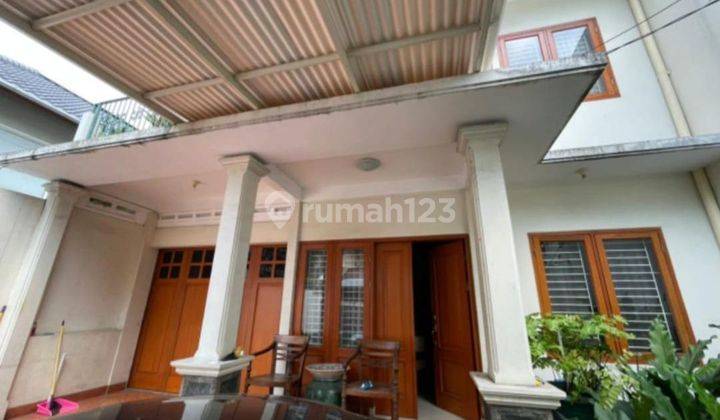 Rumah Jual Di Rempoa , Tangsel, Bangunan Kokoh 2 Lantai, Strategis, Jalan Depan Lebar 2