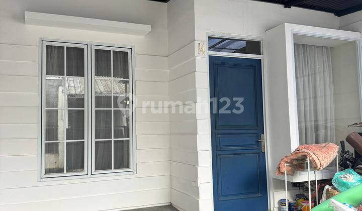 Selling a Beautiful Small House in Bintaro Jaya Sector 3A, Move-in Ready