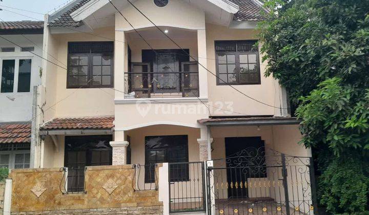 Disewakan Rumah Bintaro Jaya Sektor 5, Tingkat, Kamar Tidur 4 1