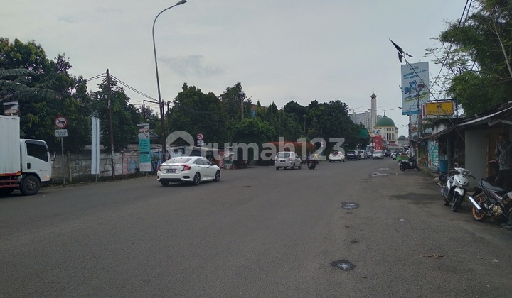 Land/Plot for Rent on Main Road in Bintaro Area, Suitable for Business Land/Plot for Rent on Main Road in Bintaro Area, Suitable for Business