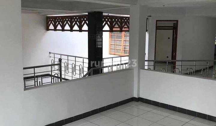 Rumah Lux 2 Lantai di Sayap Jalan Pahlawan Dan Suci Kota Bandung 2