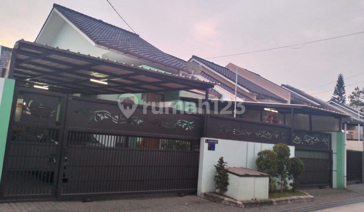 Rumah Bagus Unfurnished SHM Bandung Kota, dekat Gegerkalong UPI