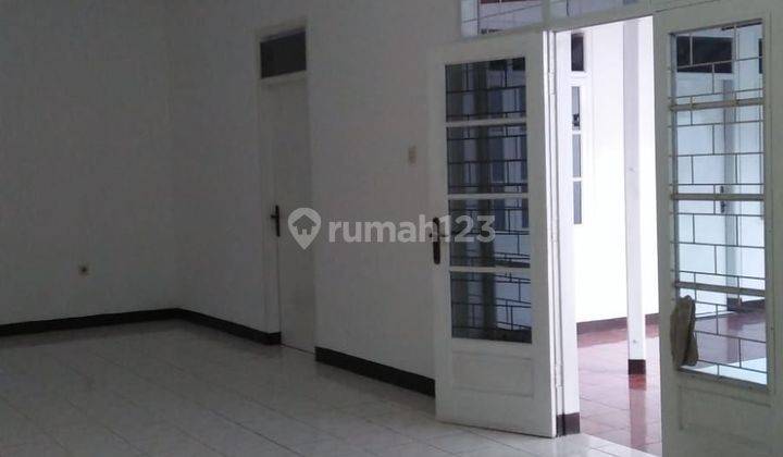 Rumah Bagus di Buah Batu Cijagra Cocok untuk Kantor 1