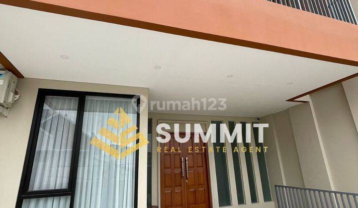 Rumah Cantik Siap Huni 2 Lantai di pulomas, jakarta timur 1