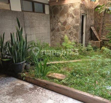 Rumah Lama Siap Huni Di Sayap Jalan Riau Kota Bandung 1