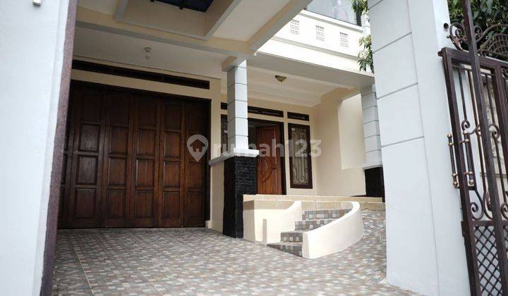 Rumah Mewah Full Furnish Sunrisehill sindang Laya Arcamanik Kota BANDUNG 2