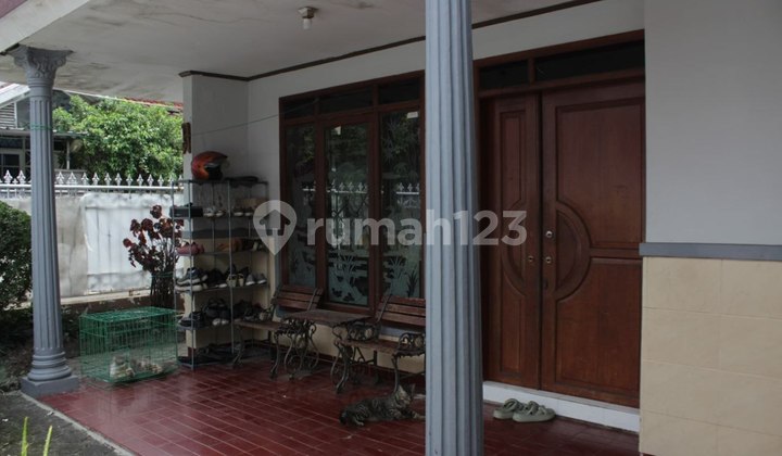 House, Lama Hoek in Turangga Buah Batu, Bandung City 2
