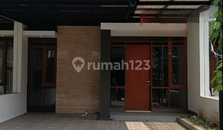 Rumah, 2 Lantai, SHM di Cherry Field Kota Bandung