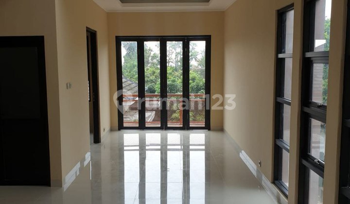 RUMAH CANTIK MINIMALIS DI CIKUTRA DEKAT GASIBU KOTA BANDUNG