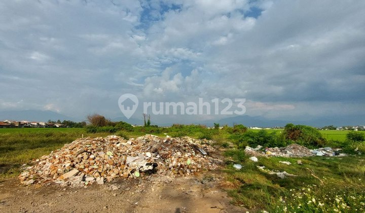 Ready-to-use land in Rancaekek near Bandung City. Ready-to-use land in Rancaekek near Bandung City.