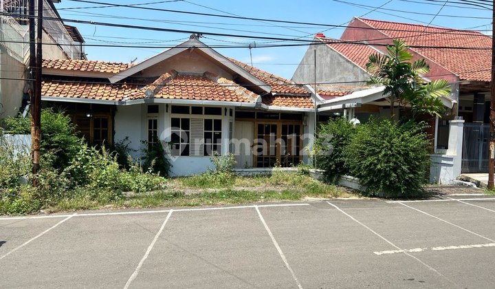 CEPAT RUMAH HITUNG TANAH DI MARGAHAYU KOTA BANDUNG