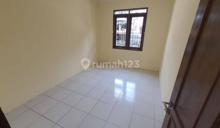 RUMAH MINIMALIS DALAM KOMPLEK PINUS REGENCY BANDUNG DEKAT RS AL ISLAM 2