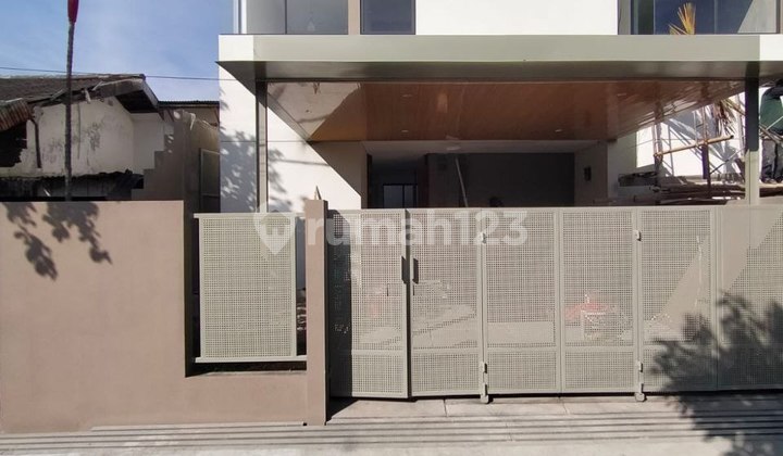 RUMAH BARU MINIMALIS DI RIUNG DEKAT CIWASTRA DAN MARGAHAYU KOTA BANDUNG