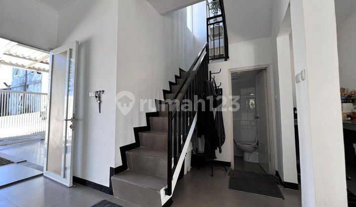 Rumah Bagus Unfurnished Bandung Kota, Bandung SHM 2