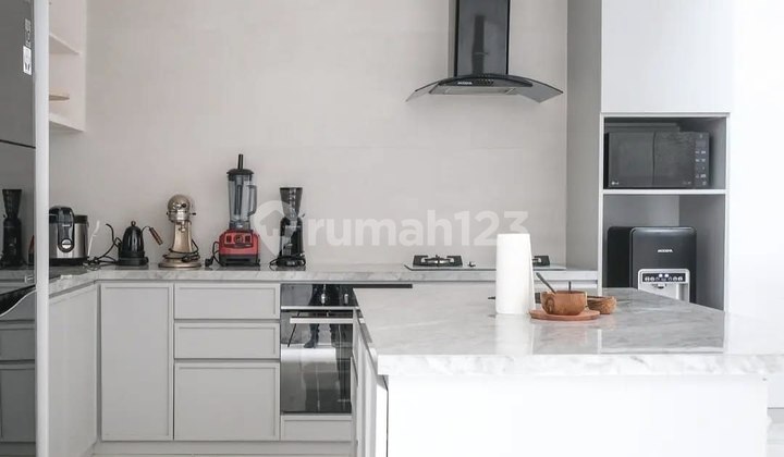 MINIMALIST NEW HOUSE IN A CLUSTER IN ANTAPANI BANDUNG